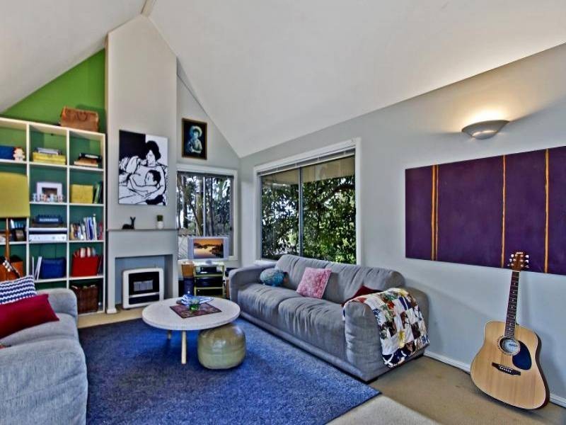 9 Northview Drive, Bateau Bay NSW 2261