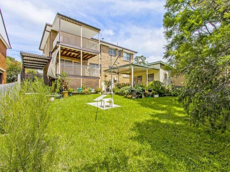 54 Holcombe Avenue, Narara NSW 2250