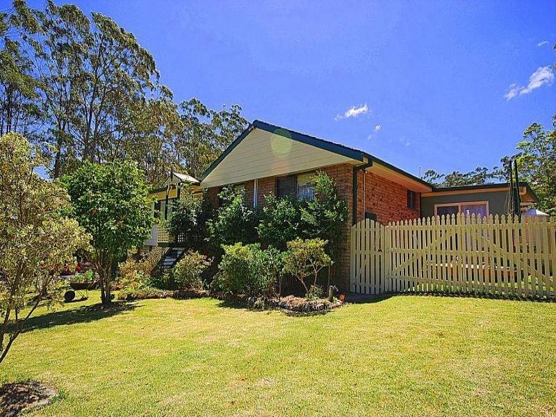 5 Pangari Close, Wyoming NSW 2250