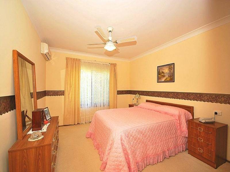 5 Pangari Close, Wyoming NSW 2250