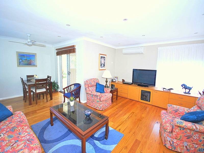 5 Giselle Avenue, Wyoming NSW 2250