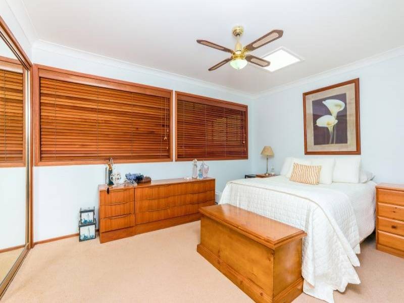 2 Coulter Road, Wyoming NSW 2250