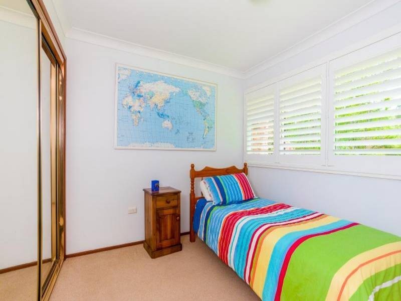 2 Coulter Road, Wyoming NSW 2250