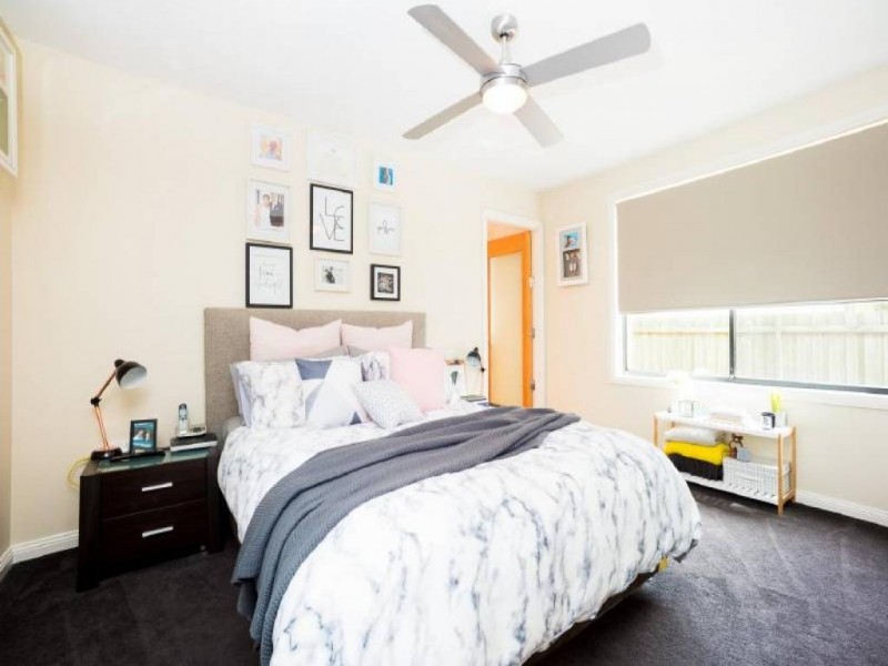 25 Koninderie Parade, Narara NSW 2250