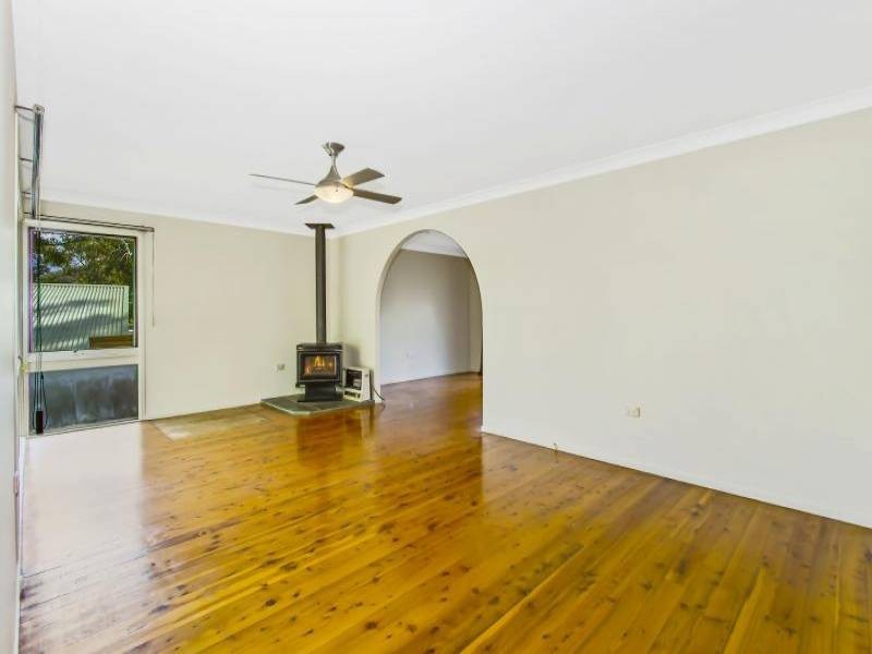 92 Wyoming Road, Wyoming NSW 2250