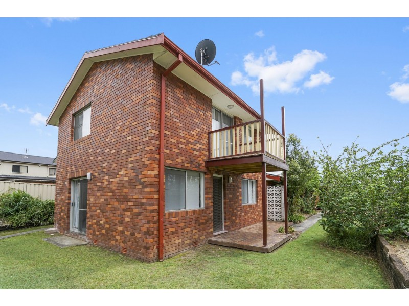 3/9 Sinclair St, Gosford NSW 2250