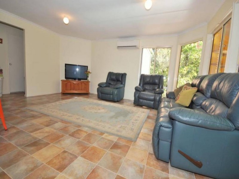 25 Burnside Close, Lisarow NSW 2250