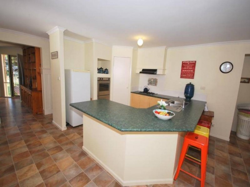 25 Burnside Close, Lisarow NSW 2250