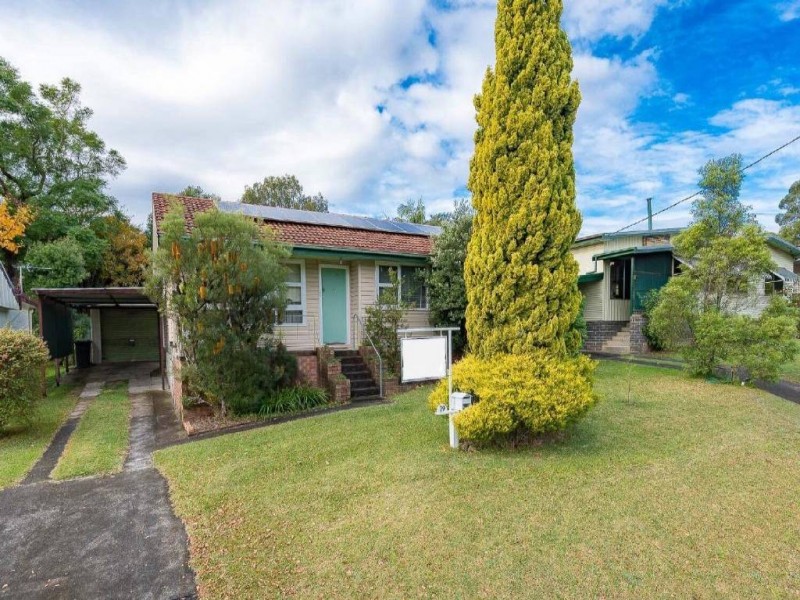 39 Day Street, Wyoming NSW 2250