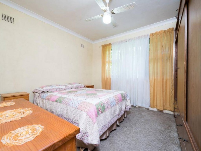 39 Day Street, Wyoming NSW 2250