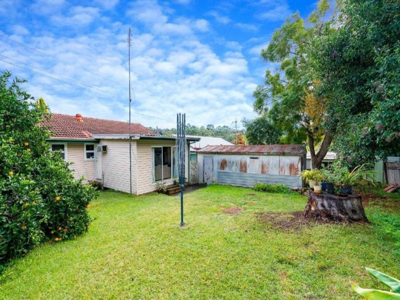 39 Day Street, Wyoming NSW 2250