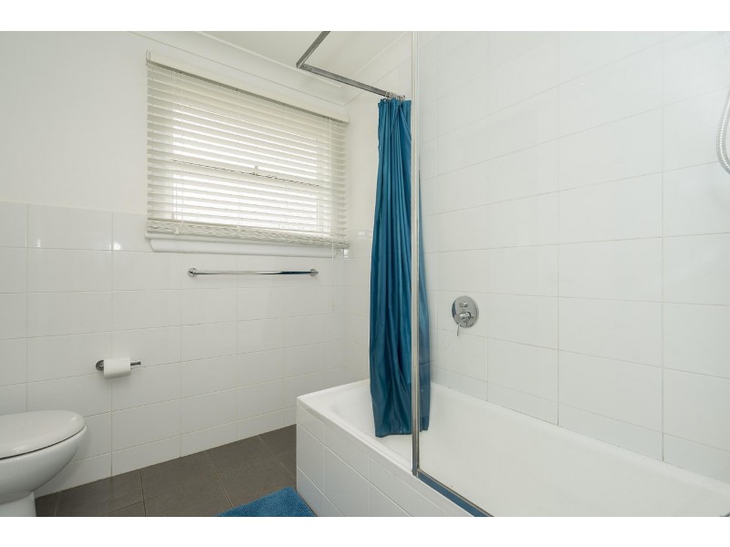 84 Jarrett Street, Wyoming NSW 2250