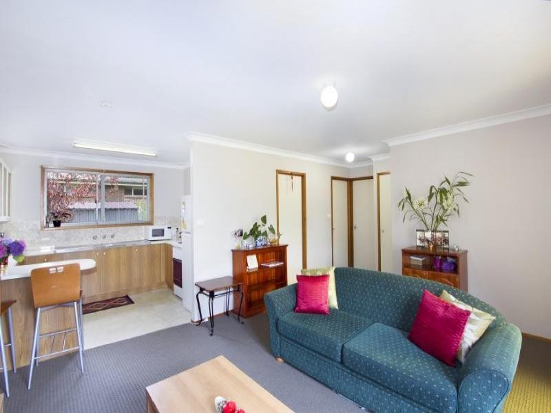 6/4 Kalawarra Road, Wyoming NSW 2250