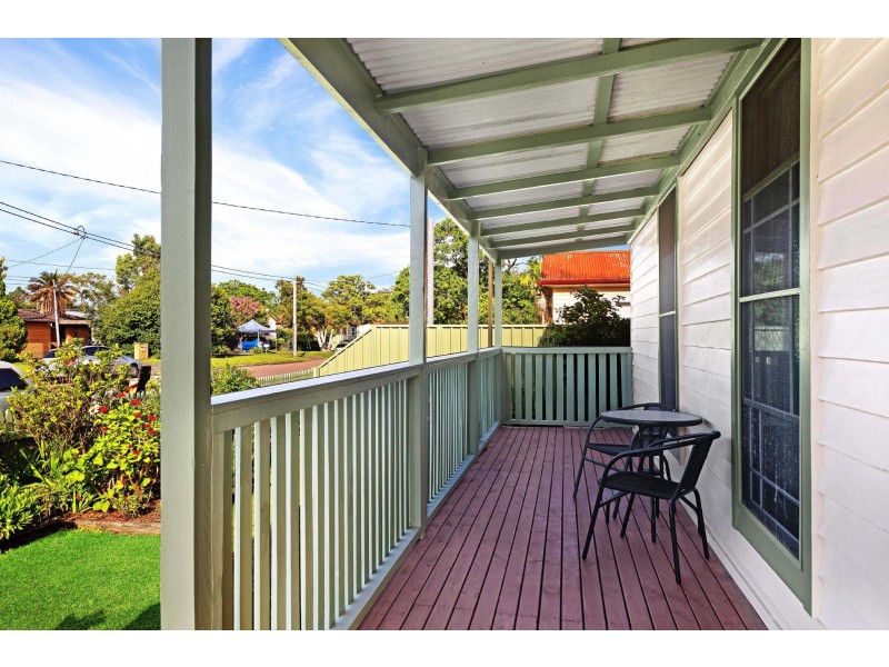 8 Yates Road, Ourimbah NSW 2258
