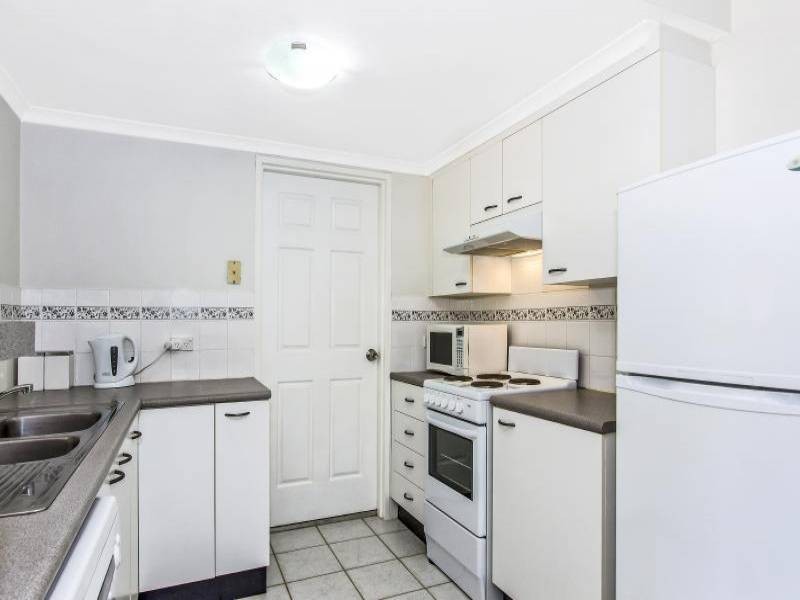 2/145 Faunce Street, Gosford NSW 2250