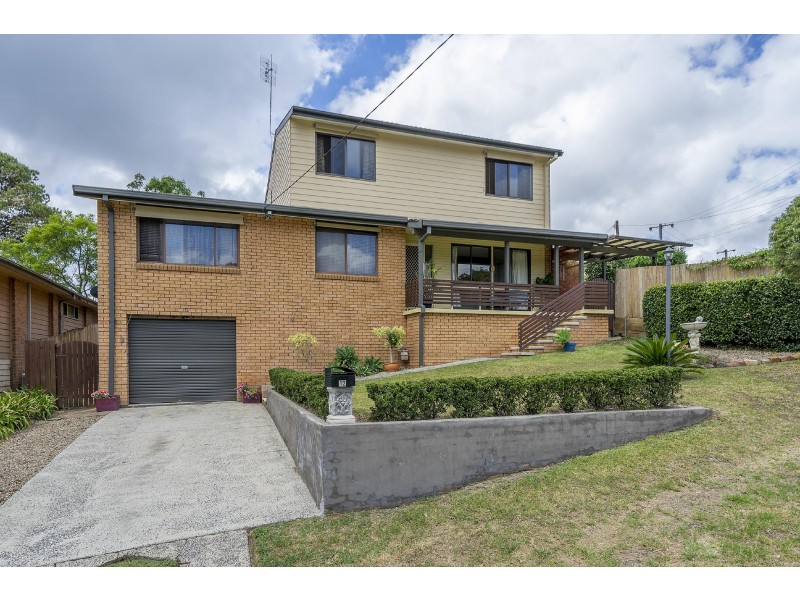 12 Kent Street, Niagara Park NSW 2250
