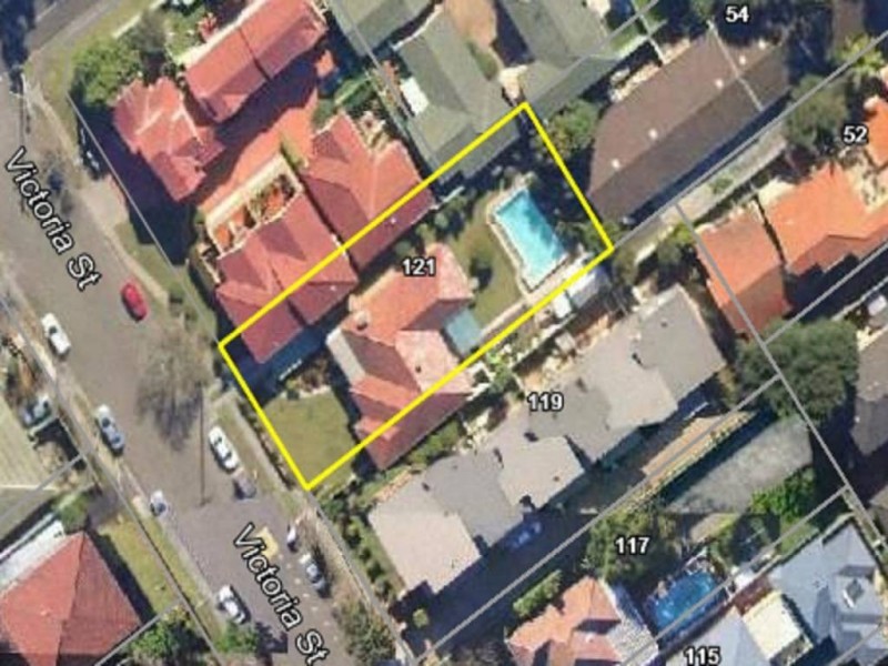 121 Victoria Street, East Gosford NSW 2250