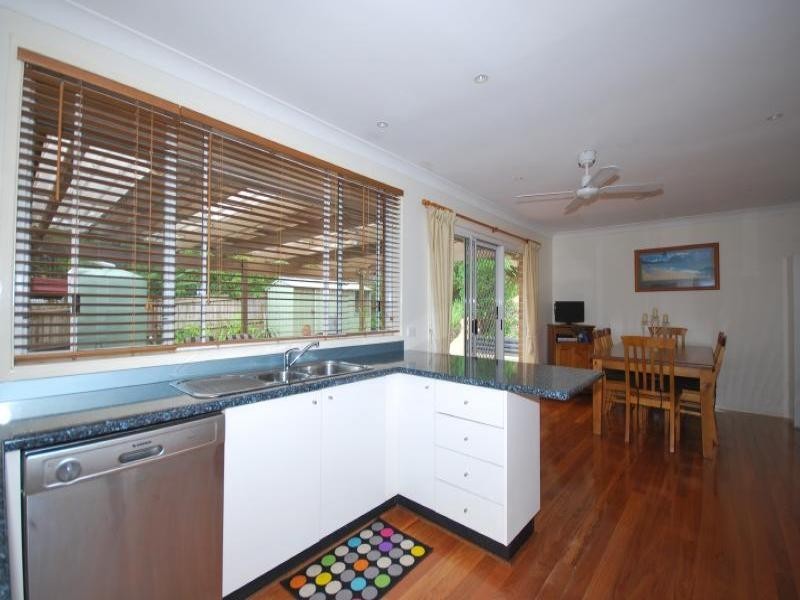 3 Hakea Close, Wyoming NSW 2250