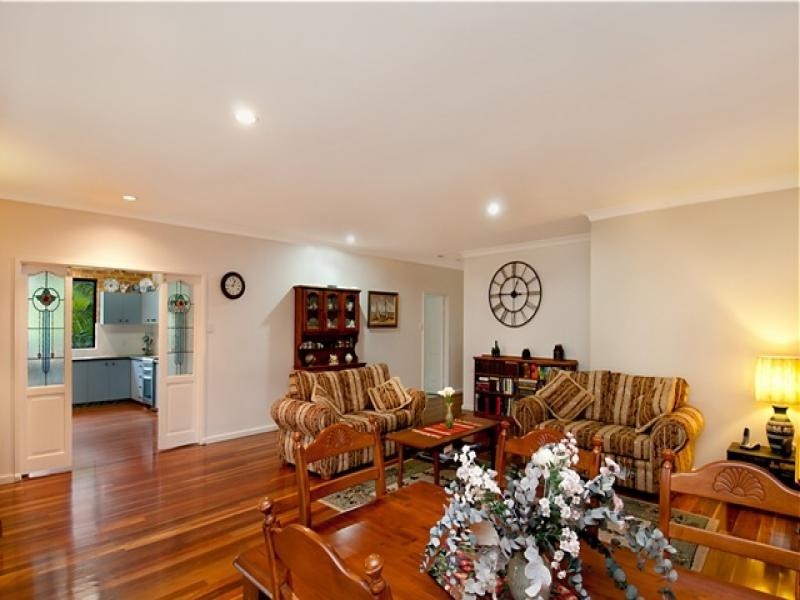 5 Coulter Road, Wyoming NSW 2250