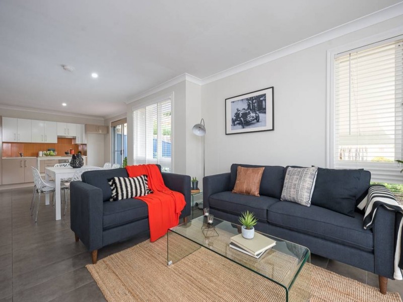 1/105 Hills Street, North Gosford NSW 2250