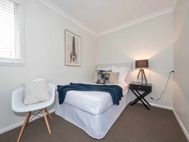 1/105 Hills Street, North Gosford NSW 2250