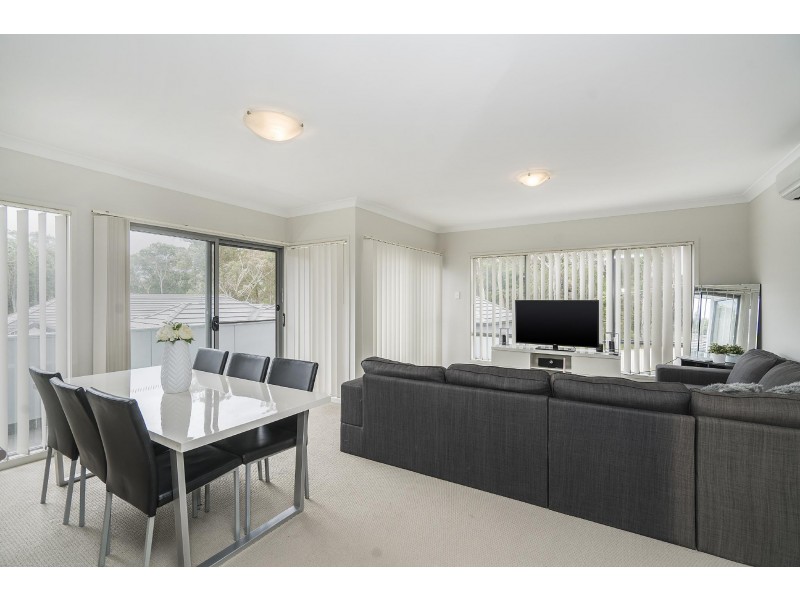 4/13 Jennie Cox Cl, Erina NSW 2250