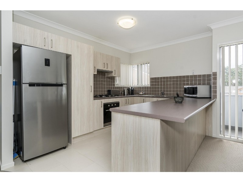 4/13 Jennie Cox Cl, Erina NSW 2250