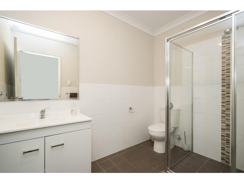 4/13 Jennie Cox Cl, Erina NSW 2250