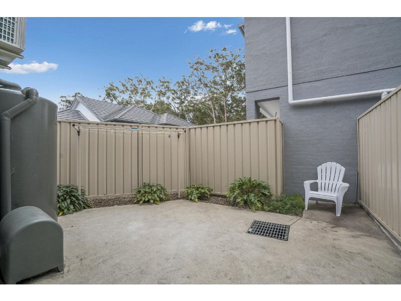 4/13 Jennie Cox Cl, Erina NSW 2250