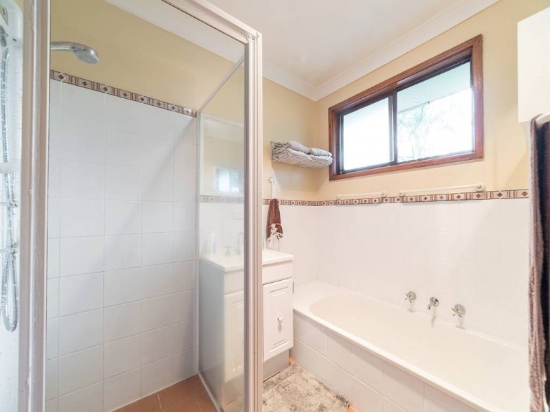 46 Rain Forest Road, Wyoming NSW 2250