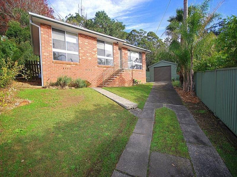 8 Hakea Close, Wyoming NSW 2250