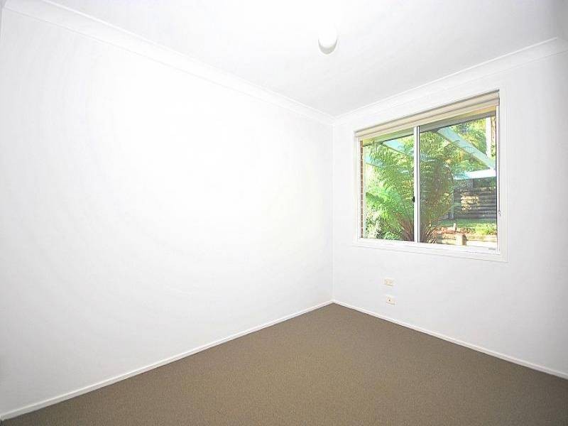 8 Hakea Close, Wyoming NSW 2250