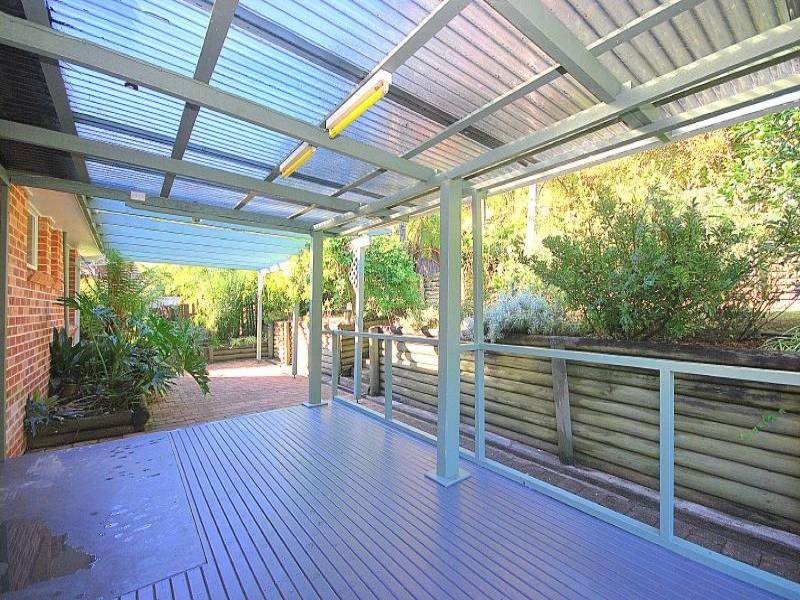8 Hakea Close, Wyoming NSW 2250