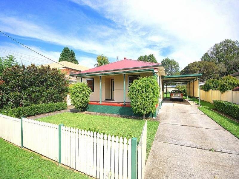 89 Glennie Street, North Gosford NSW 2250