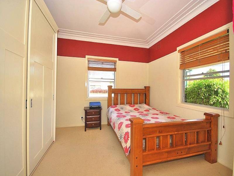 89 Glennie Street, North Gosford NSW 2250