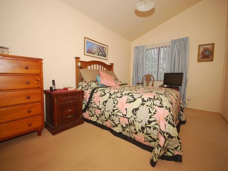 27 Georgia Avenue, Wyoming NSW 2250