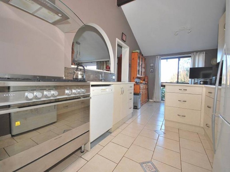 27 Georgia Avenue, Wyoming NSW 2250