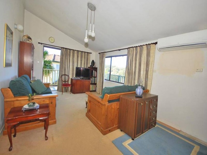 27 Georgia Avenue, Wyoming NSW 2250