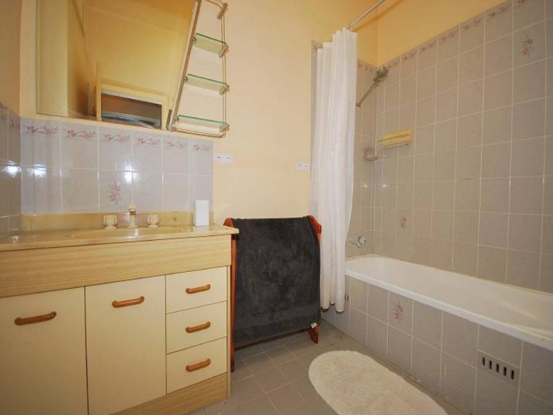 27 Georgia Avenue, Wyoming NSW 2250