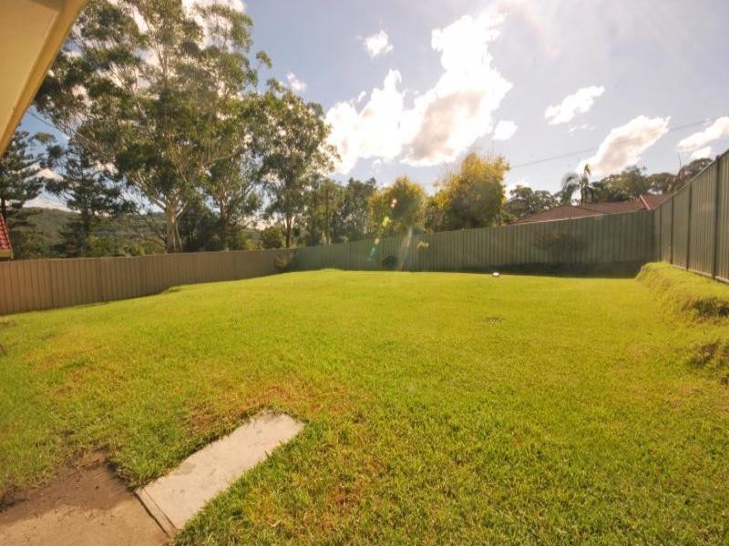1 Apanie Avenue, Narara NSW 2250