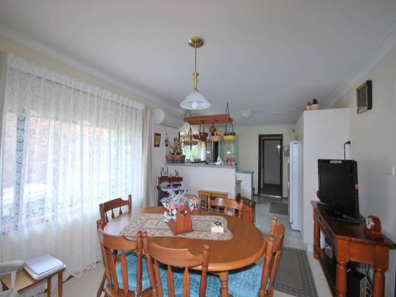 5 Pangari Close, Wyoming NSW 2250