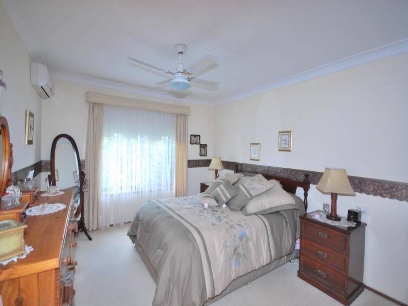 5 Pangari Close, Wyoming NSW 2250