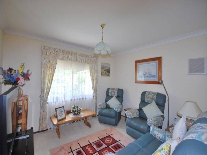 5 Pangari Close, Wyoming NSW 2250