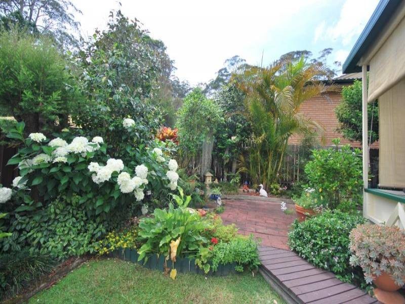 5 Pangari Close, Wyoming NSW 2250