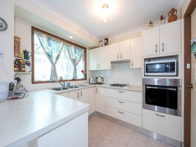 6 Childs Close, Green Point NSW 2251