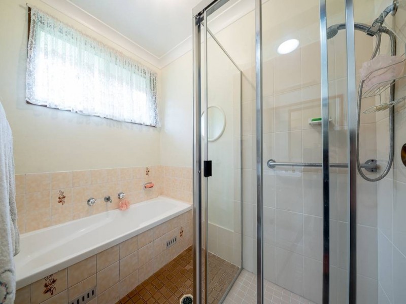 6 Childs Close, Green Point NSW 2251