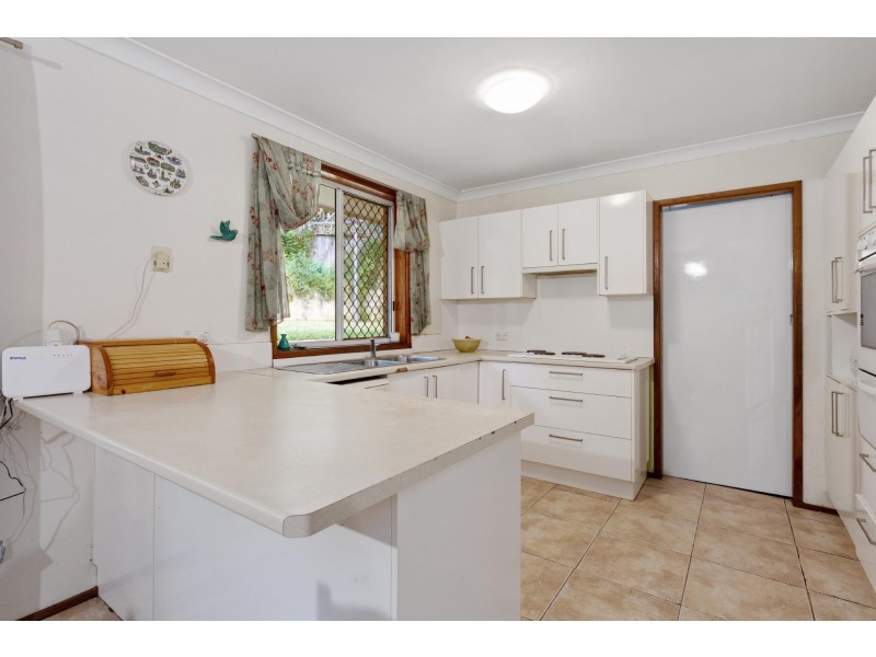 7 Coulter Road, Wyoming NSW 2250