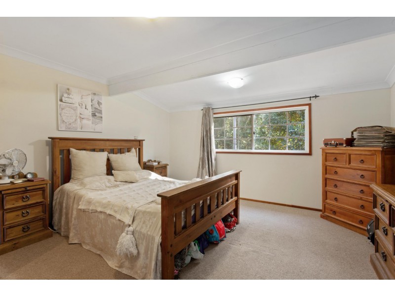 7 Coulter Road, Wyoming NSW 2250