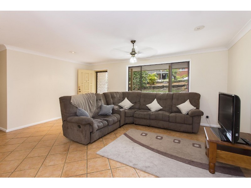17 Woodside Terrace, Narara NSW 2250