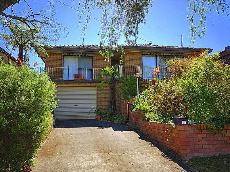 11 Booth Street, Wyoming NSW 2250